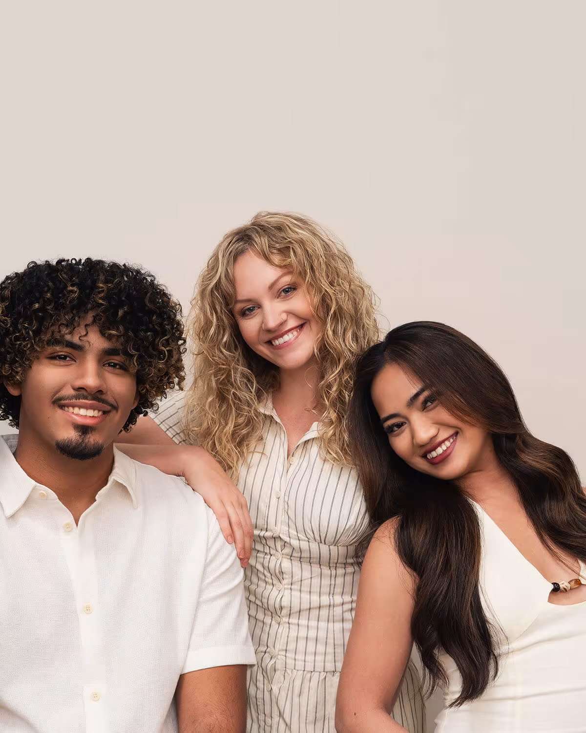 NATULIQUE-UNITED-PHOTOSHOOT-THREE-MODELS-SMILING-4×5